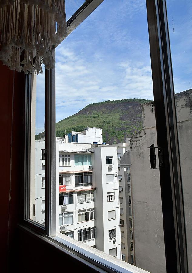 Miguel Lemos Apartment *
